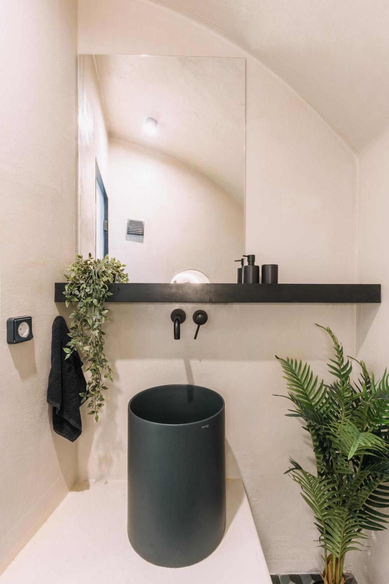 Noir Cave Villa With Private Jacuzzi And Sunset Terrace Pyrgos Kallistis Exterior foto