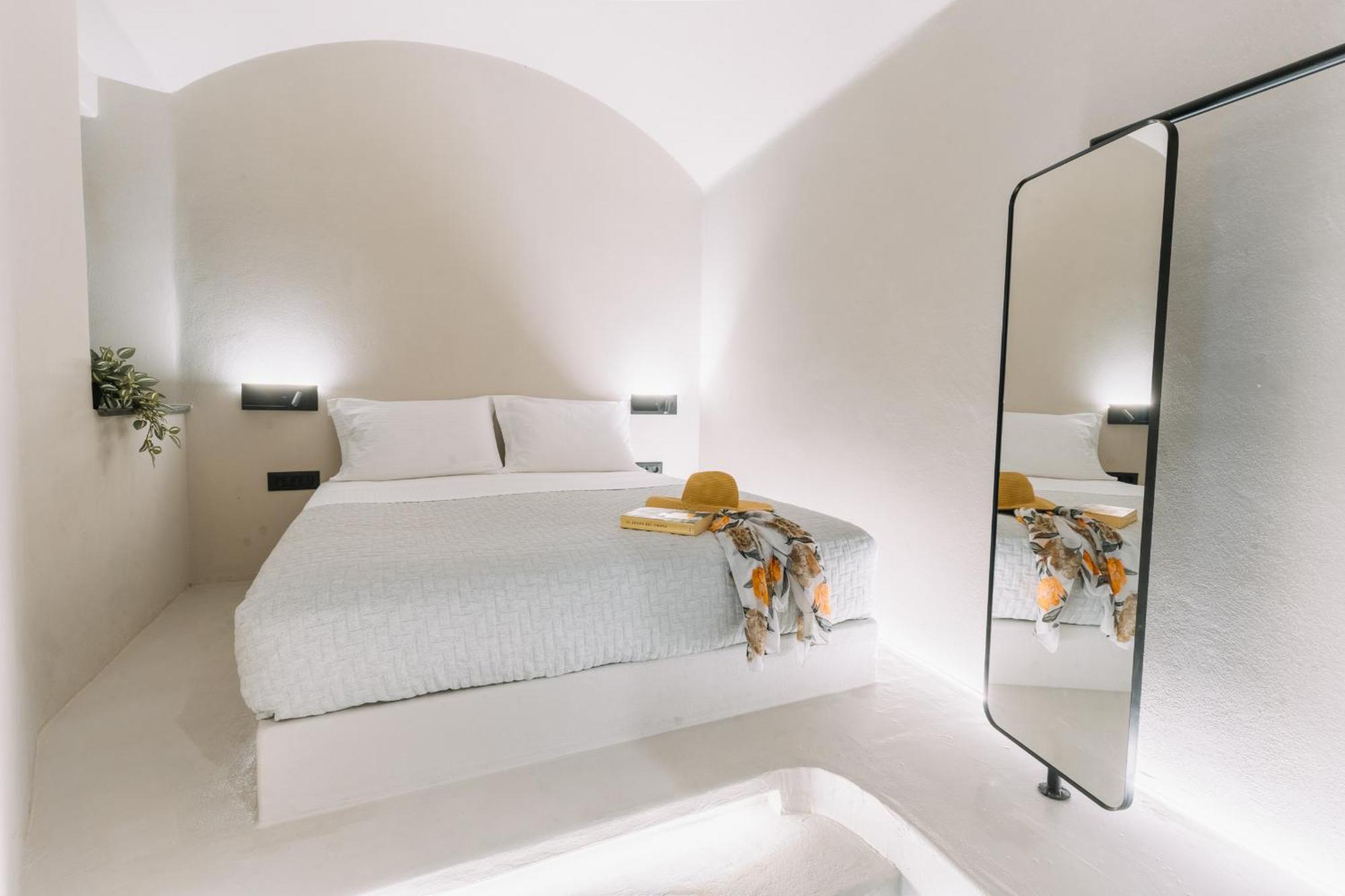 Noir Cave Villa With Private Jacuzzi And Sunset Terrace Pyrgos Kallistis Exterior foto